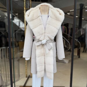 Manteau laine et Cachemire, col et capuche en vison
